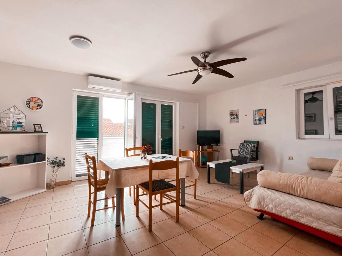 Sali Modern Seaview Apartment Exterior photo